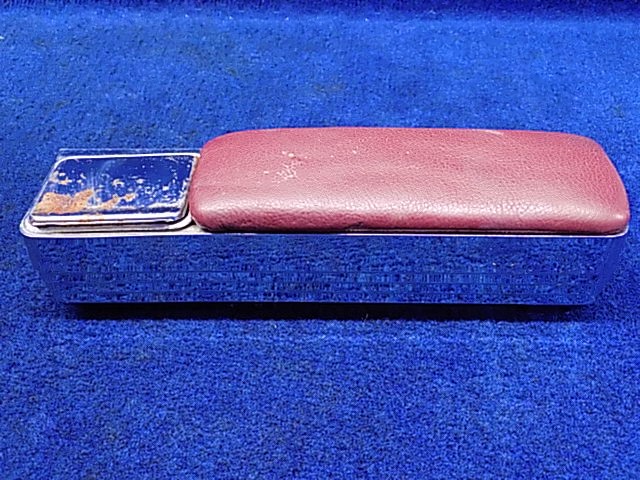 66710-17 Piper - HOUSING - Armrest RH